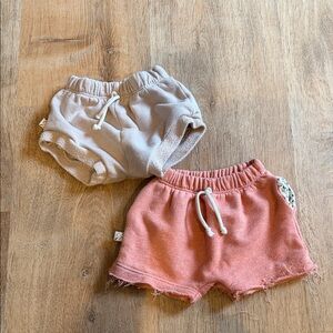 Childhoods Cothing set of shorts